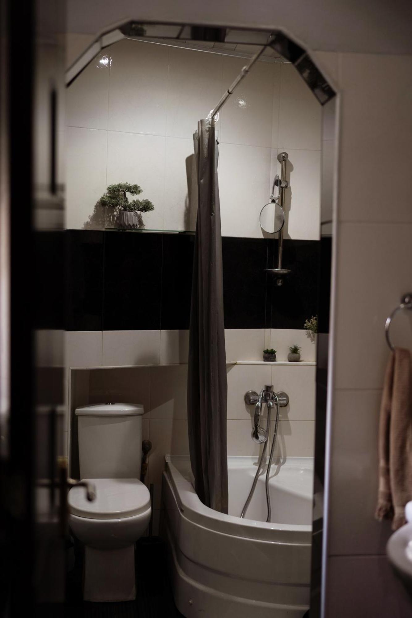 Guest House Tm Тбілісі Екстер'єр фото